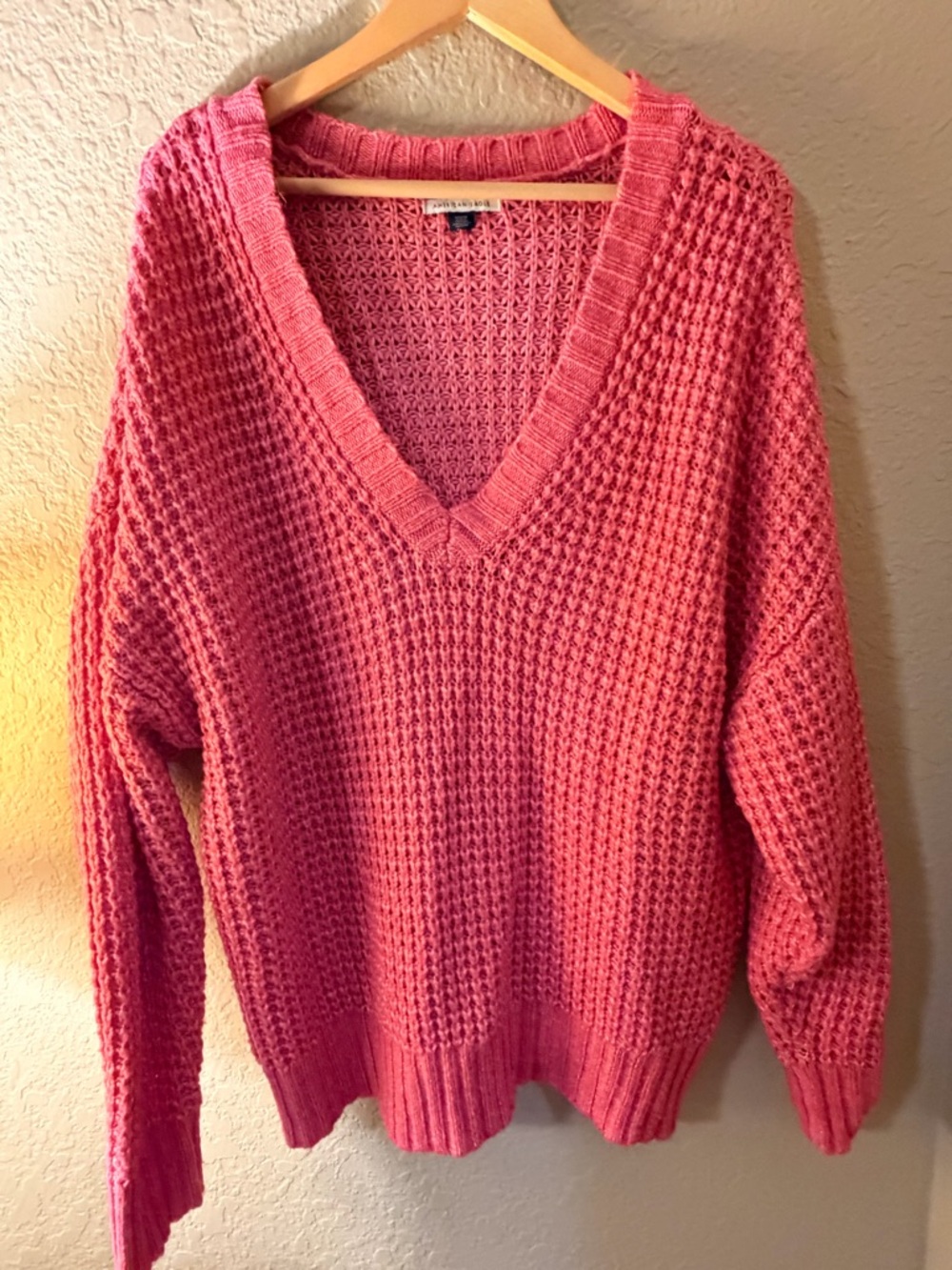 American Eagle Outfitters Pink V-Neck Chunky Knit Sweater